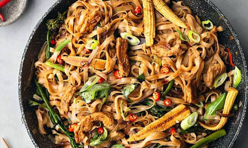 Pad Kee Mao noodles on a plate